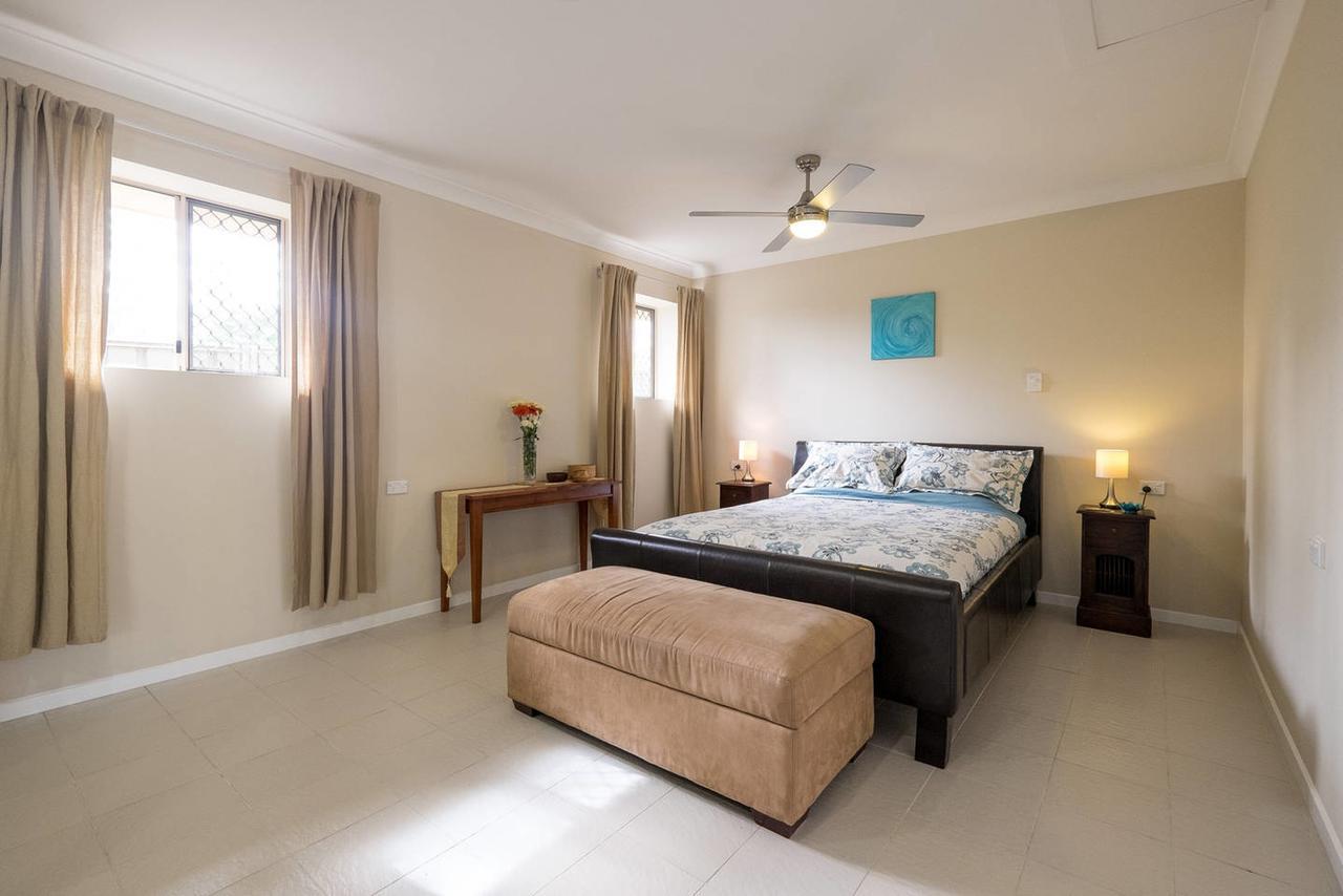 The Villa At The Bay Deception Bay Esterno foto