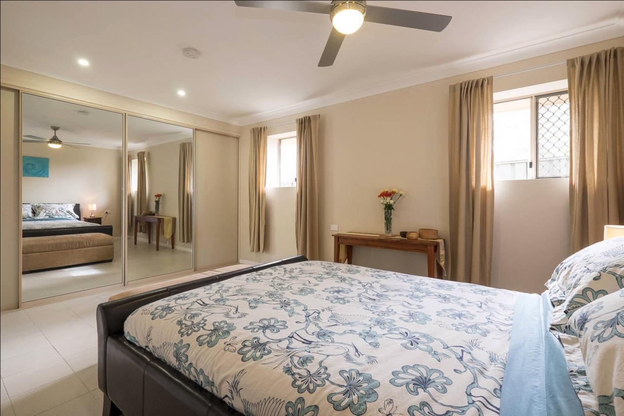 The Villa At The Bay Deception Bay Esterno foto