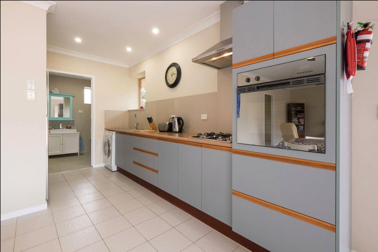 The Villa At The Bay Deception Bay Esterno foto